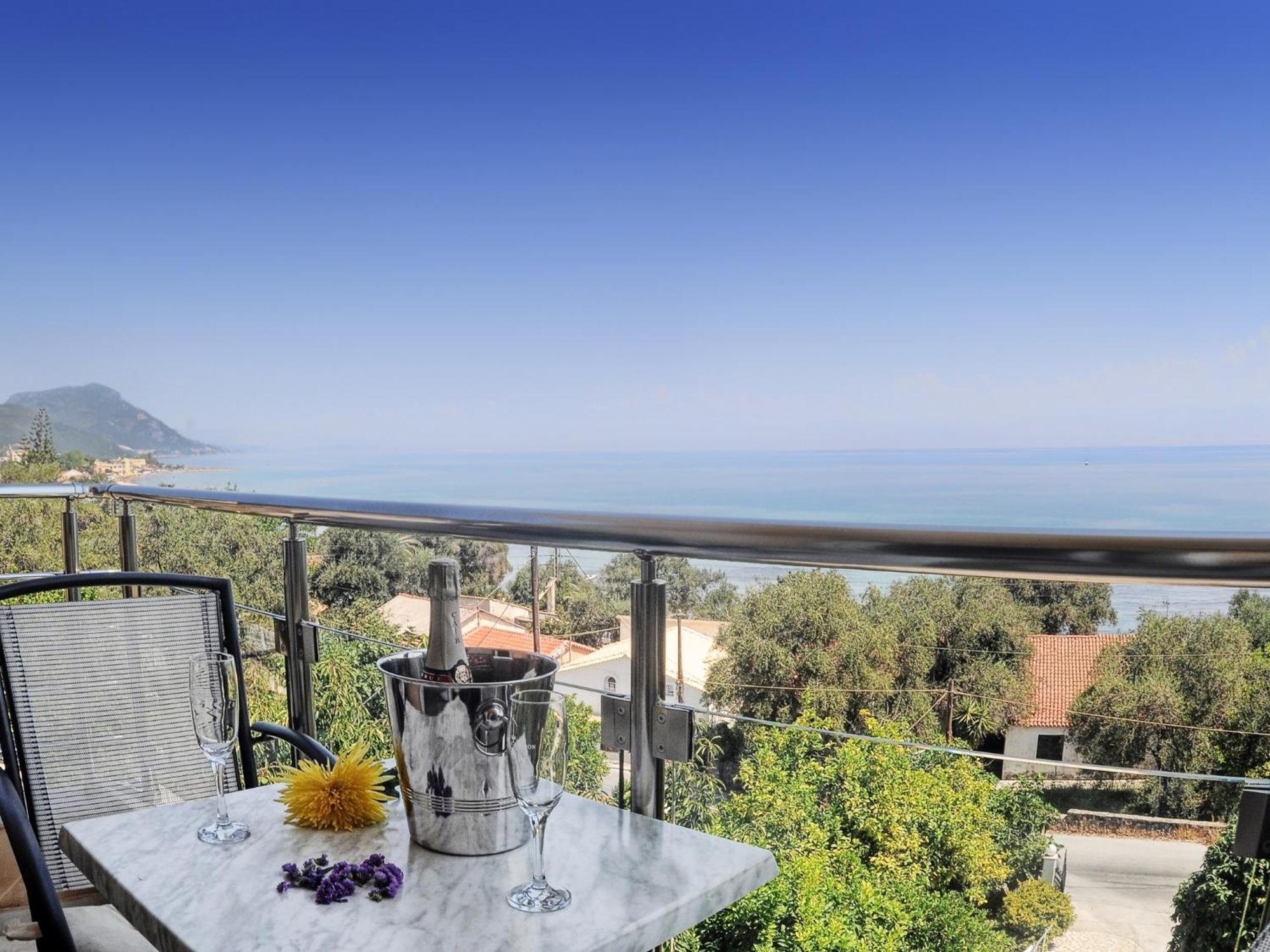 Ionian Eye Design Studios & Spa Mesongí Værelse billede